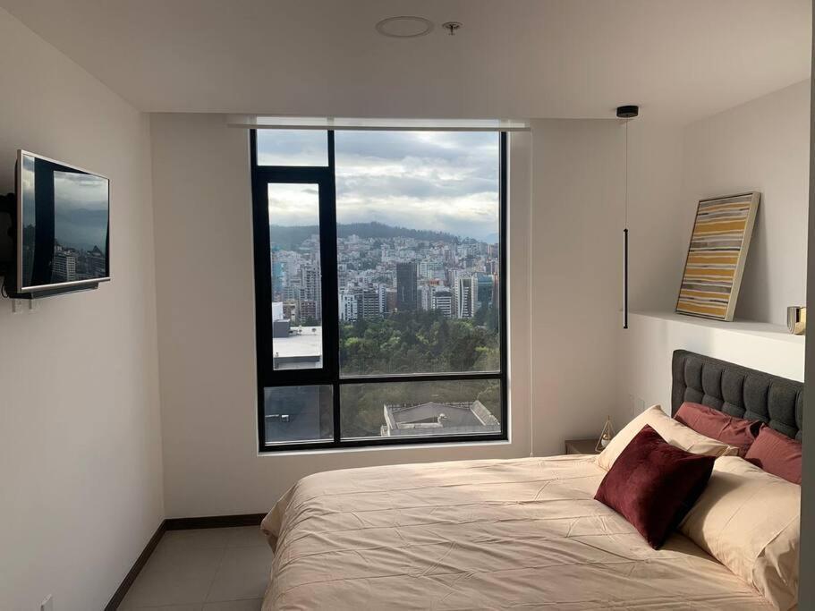 Confort Suite La Carolina Quito Exteriör bild